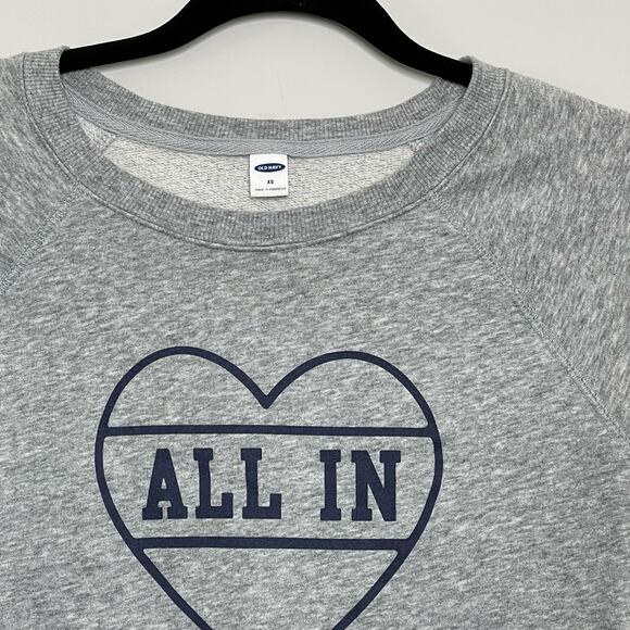 Old Navy Sweatshirt Long Sleeve Graphic Heart Spell Out XS Casual Cutesy Crew - Picture 6 of 9